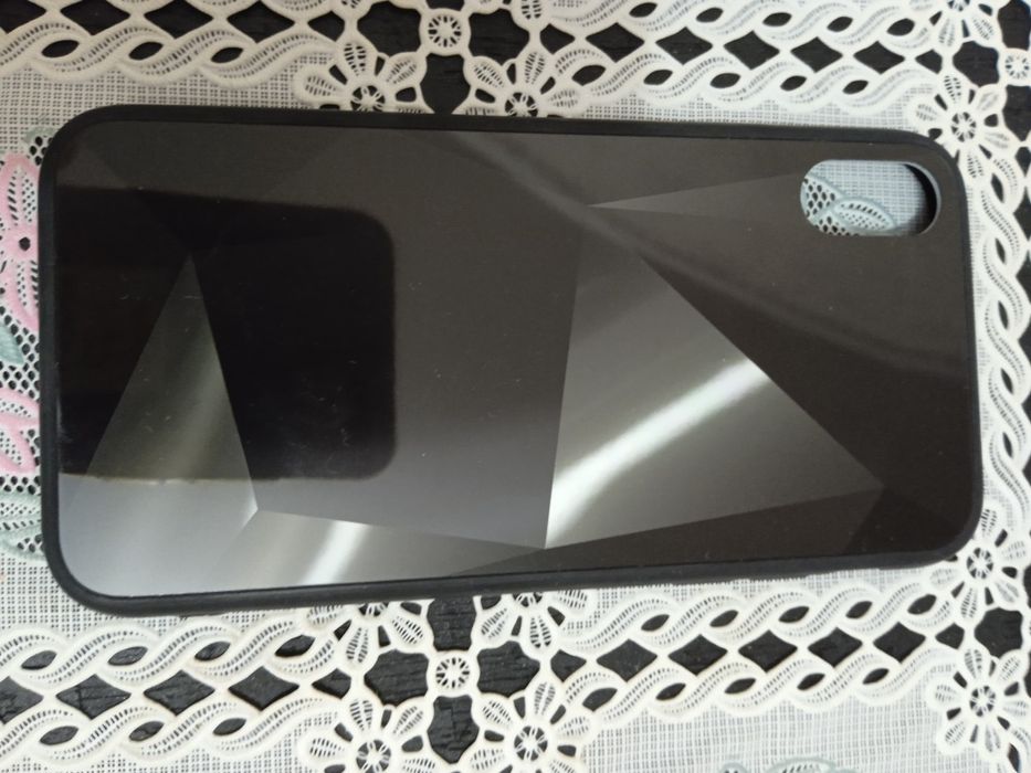 Чехлы на телефон айфон 9.  10. Зеркально-матовые