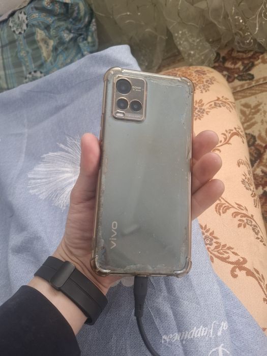 Vivo Y33s смартфон