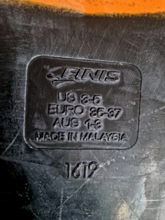 Labe, pluta, tub si plutitor inot