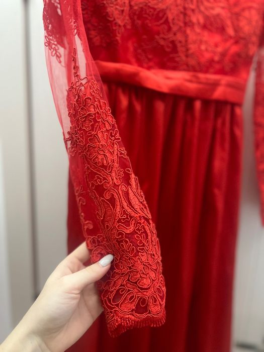 Rochie eleganta rosie