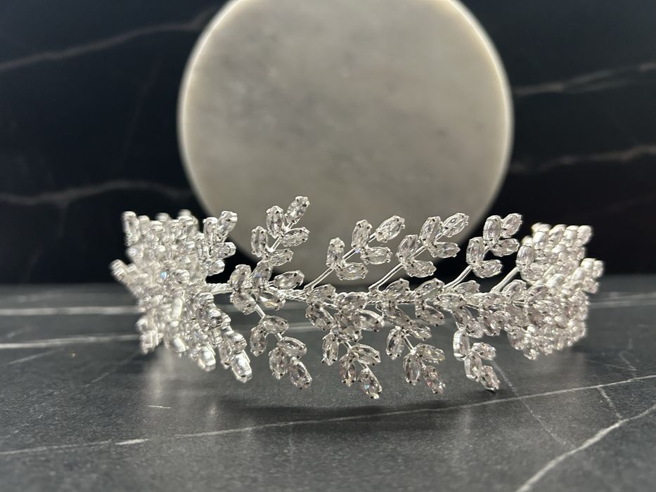 Diademă Glamadea zirconiu cubic placata cu aur alb