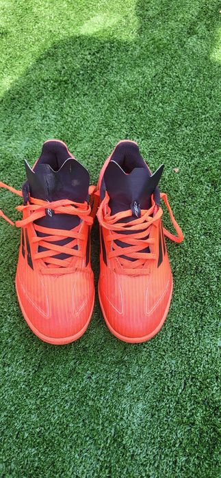 Adidasi Adidas marimea 36