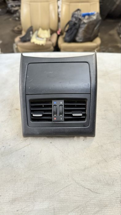 Задна конзола духалки  BMW 3 Series E90 E91