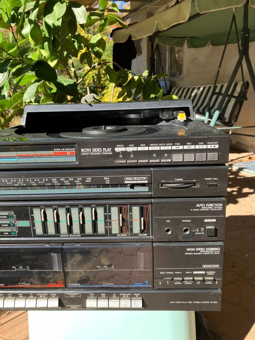 Aparate audio  Bang&Olufsen, Marantz, Infiniti, Panasonic, Sharp.