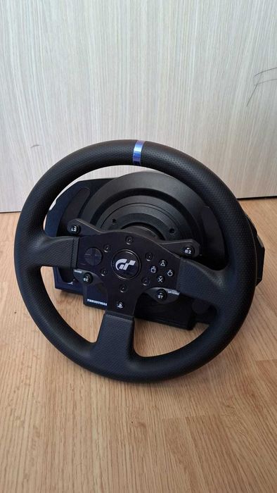 Volan de gaming Thrustmaster T300 RS GT cu pedale T3PM