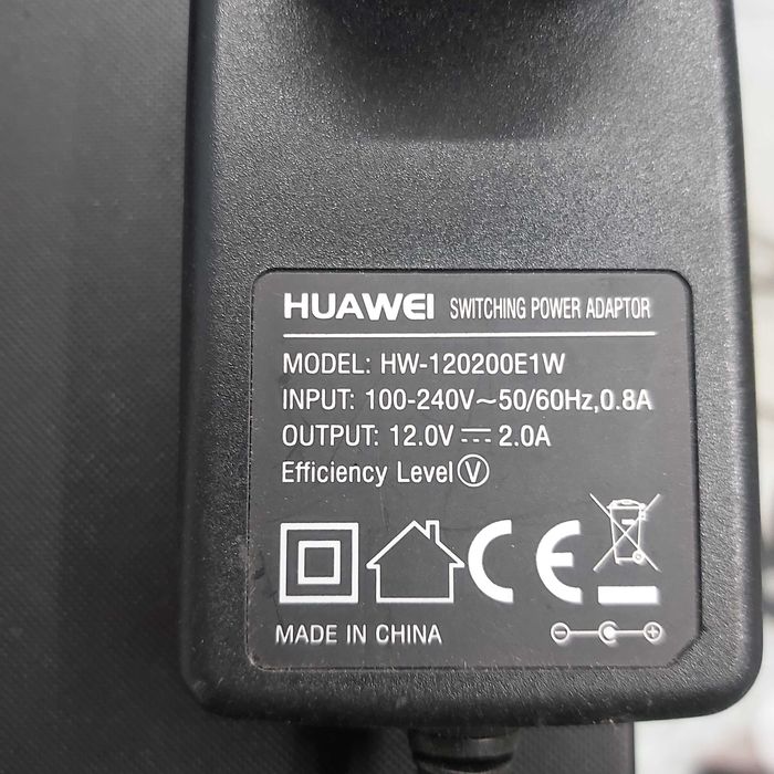 Продавам зарядни 12V 2A