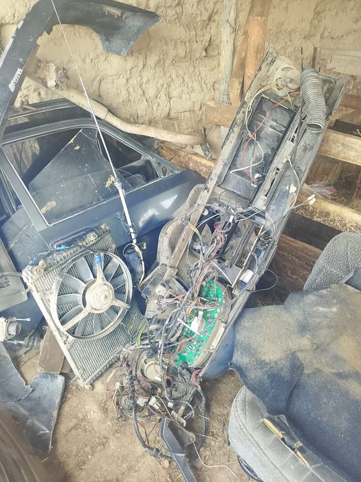 Запчаст на волгу и газел