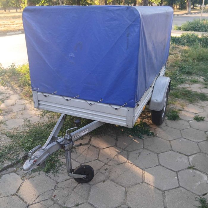 Пазарно ремарке / тезгях /