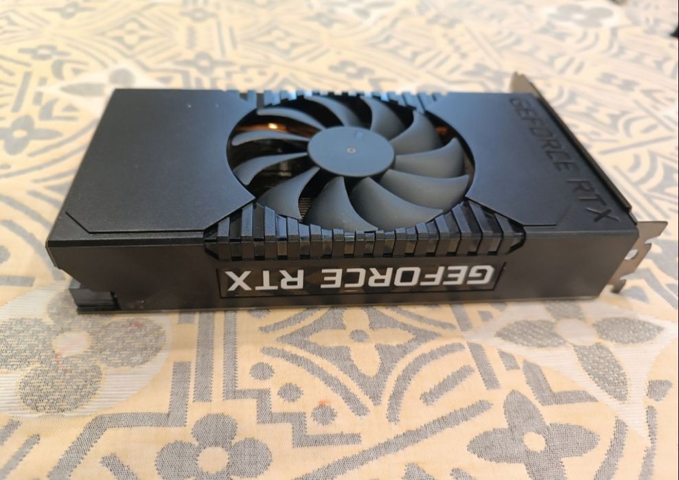 Продам GeForce RTX 2060 Super 8GB