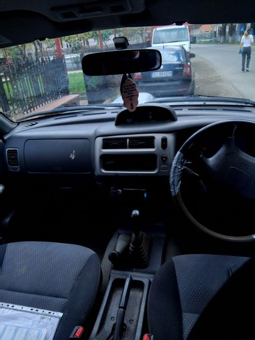 Mitsubishi l200  2006