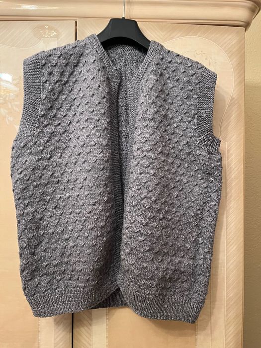 НОВ! Вълнен елек