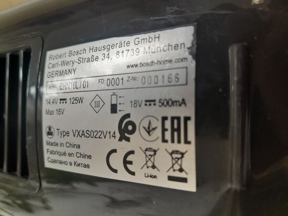 Miniaspirator Bosch Move 16 v