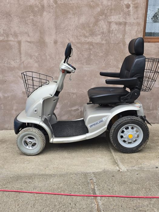 Cărucior electric