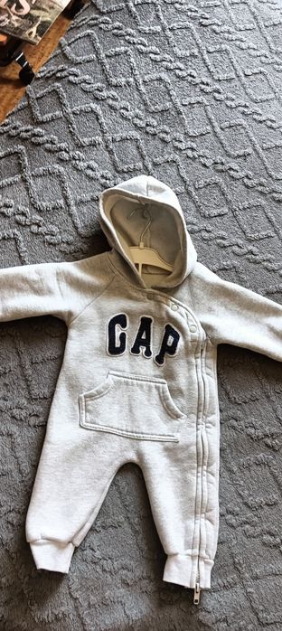 Продам детские вещи с 0-6мес.