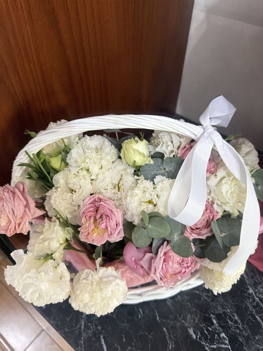 Розы 6000 Эустомы 8000 51роза 15000