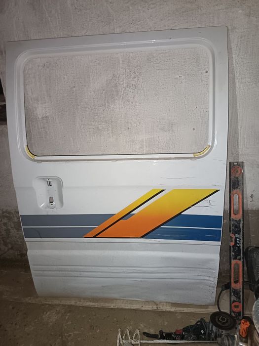 Damas eshik shopir tamon