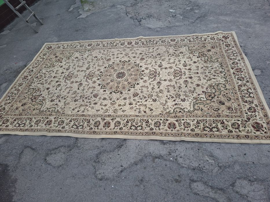 Продам ковёр для дома