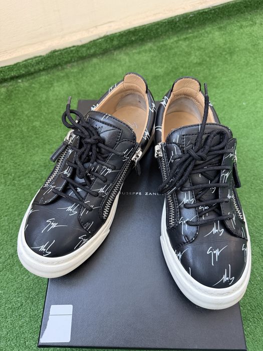 Оригинални обувки на марка Giuseppe Zanotti , размер 38.