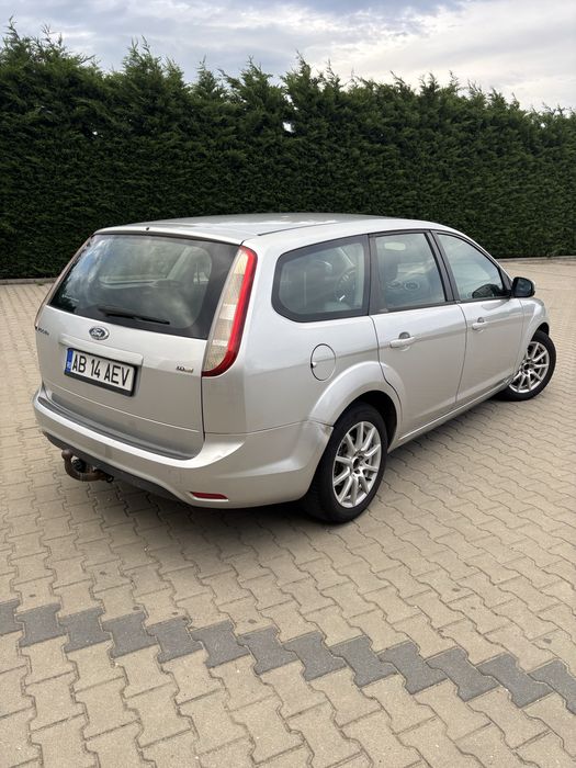 FORD Focus 2010 — imagine 3