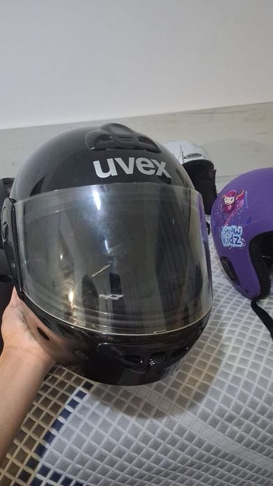 Каски различни видове