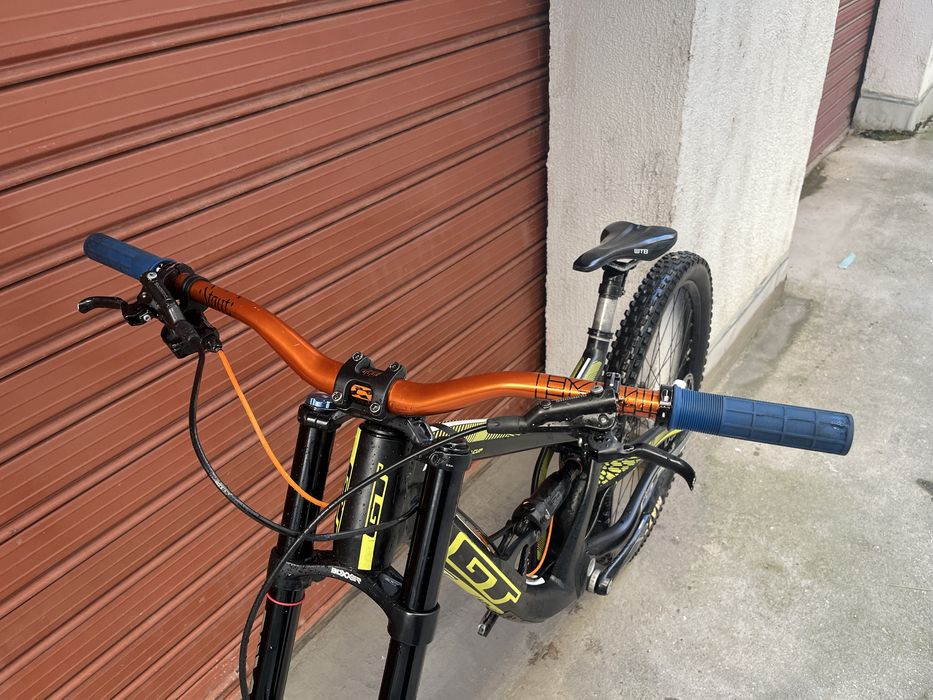 DH Колело GT Fury 27.5 2017 L размер