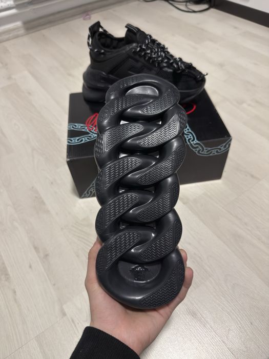 Versace Chain Reaction