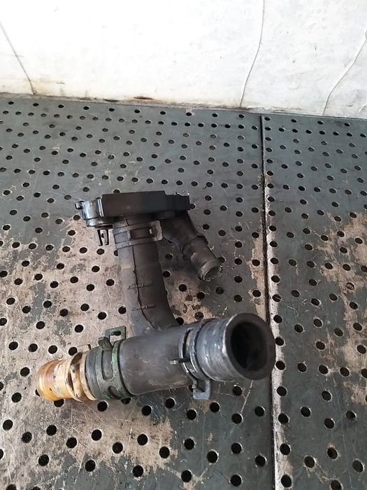 Furtun carcasa termostat 1.5 dci renault clio 3 800386720