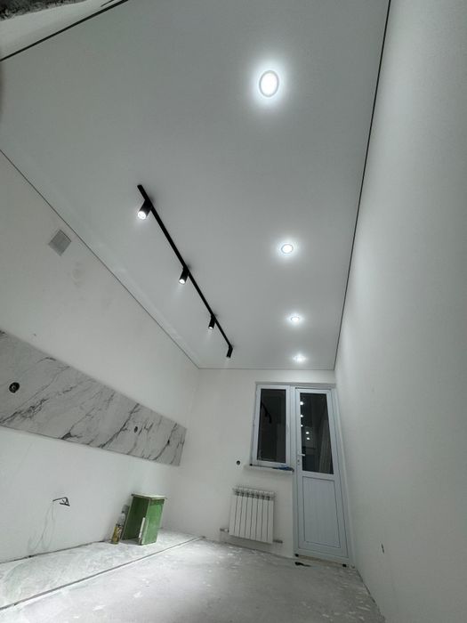 Натяжные потолкт