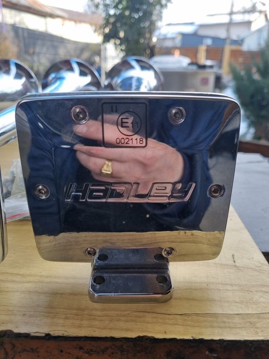 Goarne,claxoane pneumatice Hadley