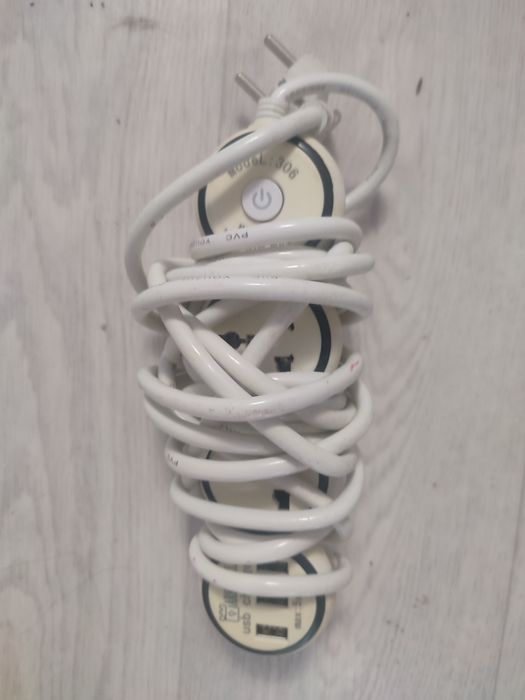 Продам удленитель с юзби портами