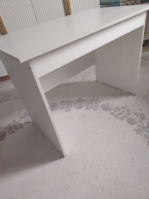 Стол компьютерный