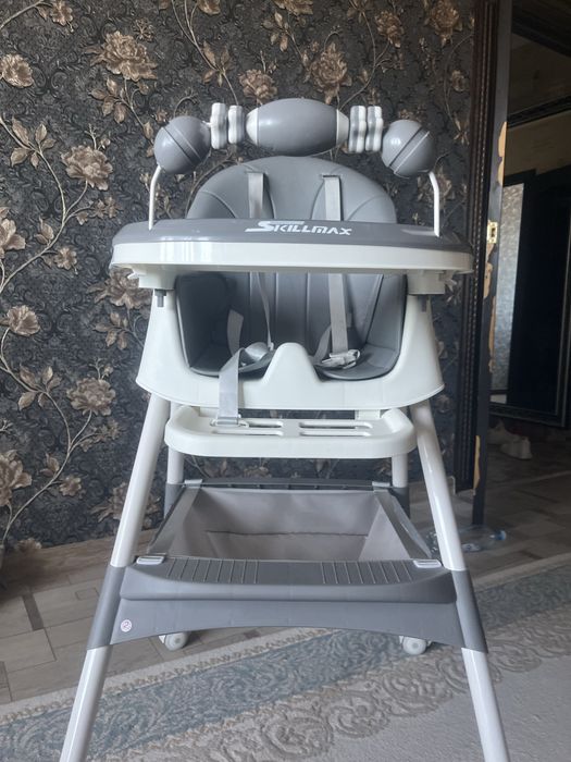 Продается детский столик