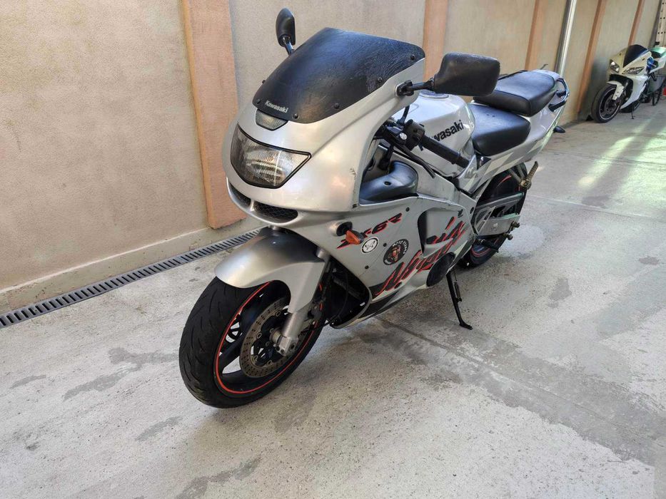 Kawasaki zx6r Ninja на части