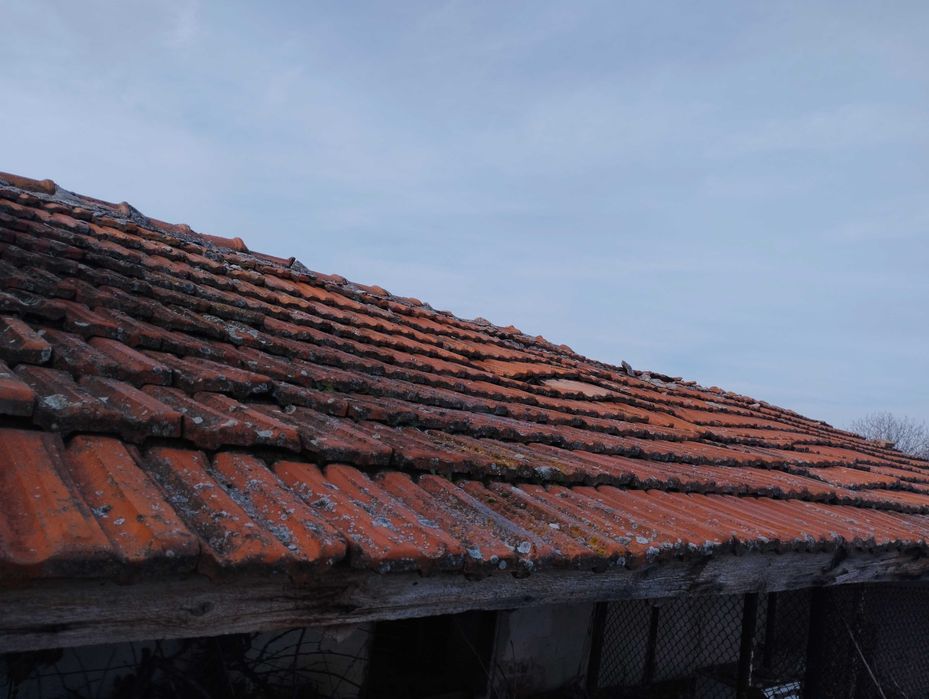 Подарявам керемиди