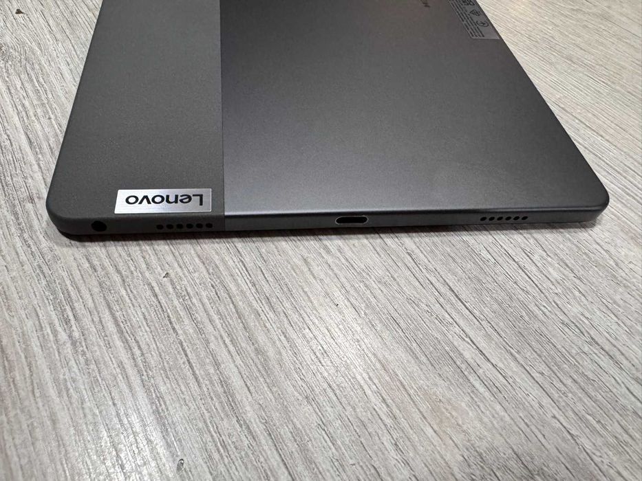 Таблет Lenovo Tab M10 Plus 3rd Gen 4GB RAM 128GB