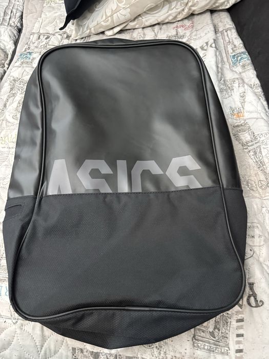 Раница ASICS  черна  унисекс