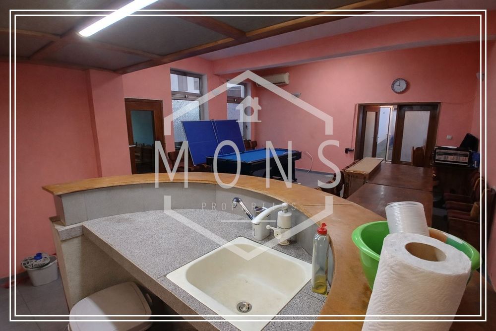 Къща в Габрово, област-гр.Севлиево площ 180 цена 1300