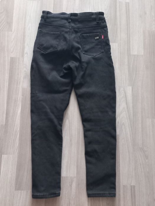 Джинсы зима 7.000 тенге