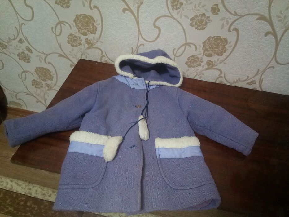 Пальто для девочки 3года