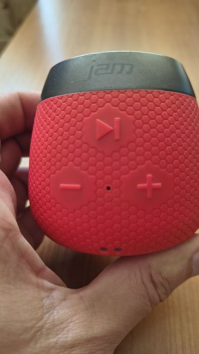 Jam boxa bluetooth impecabilã