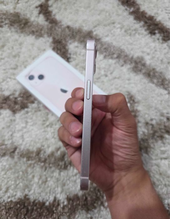Продам Айфон 13 128gb