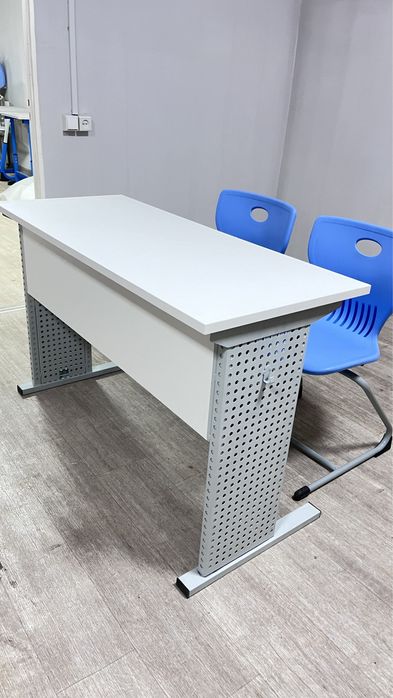 Школьная парта на заказ