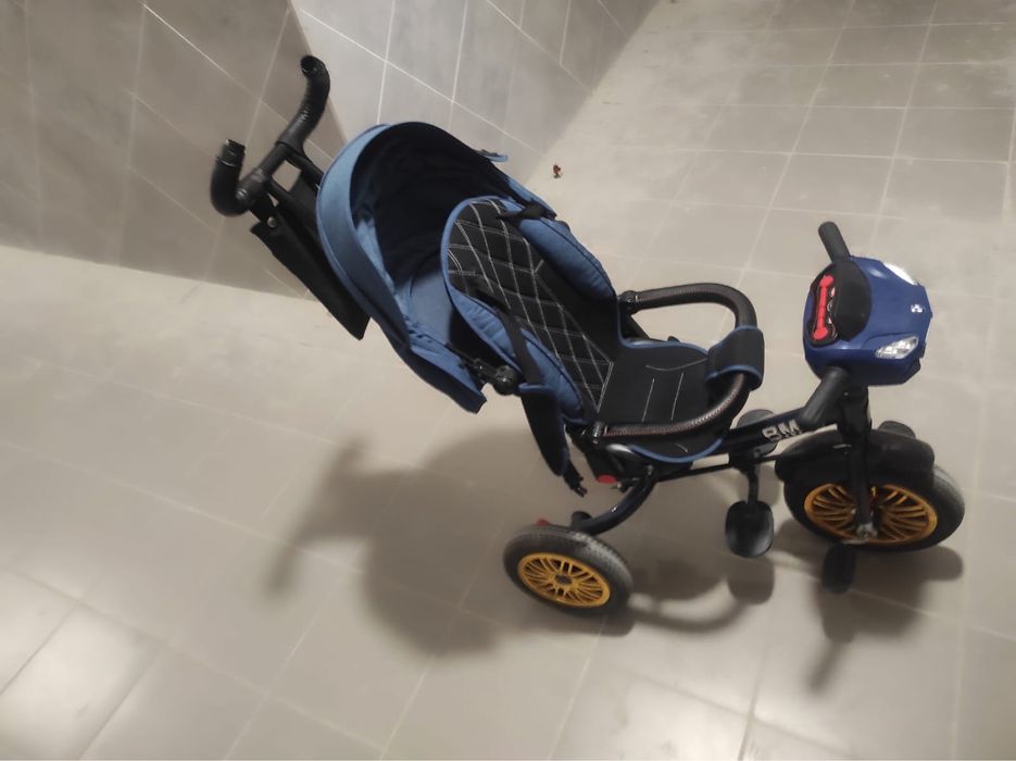 Детский трехколесный велосипед