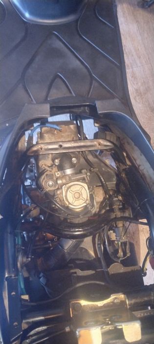 Продам скутор 150 кубов