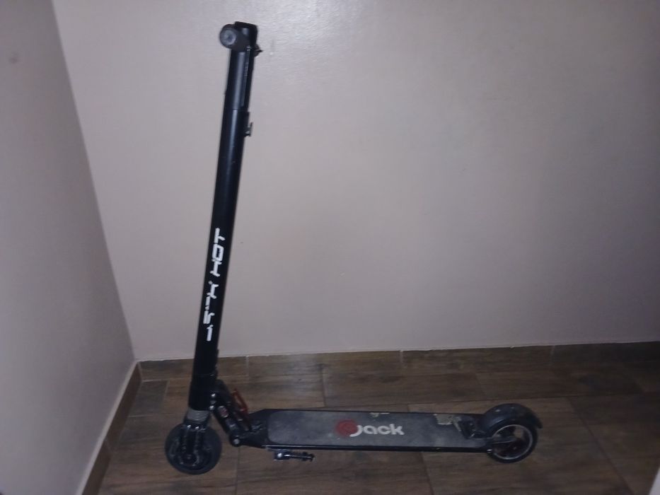 Trotinetă electrică