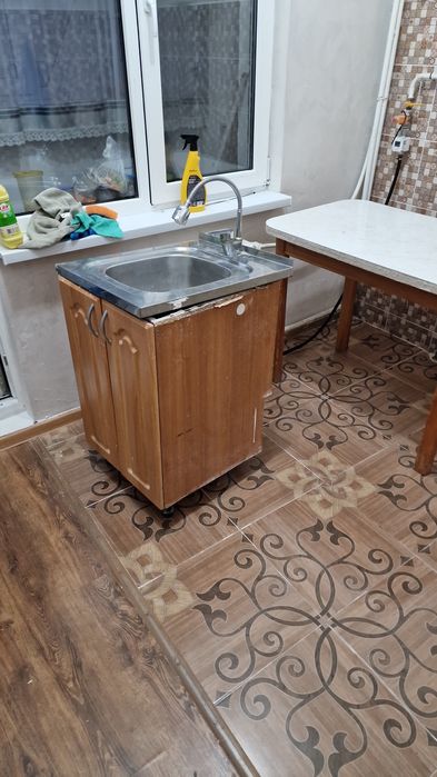Продам мойка и стол