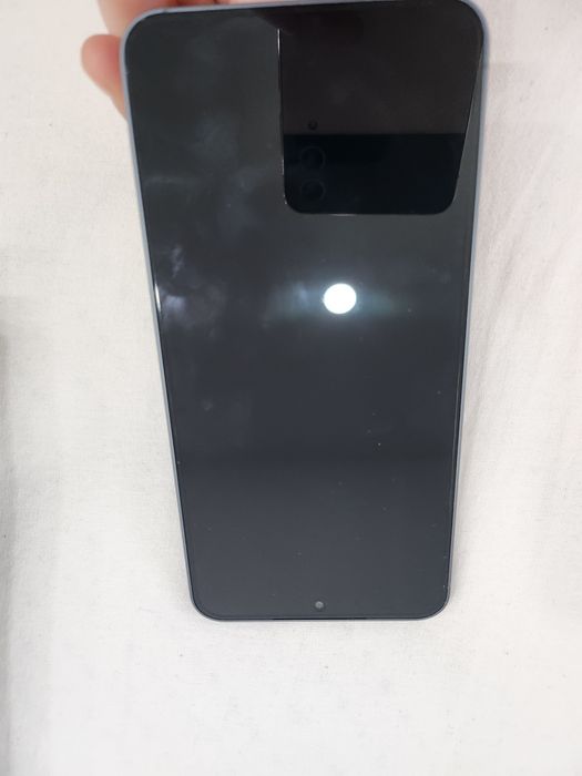 Samsung S25 128GB перфектен