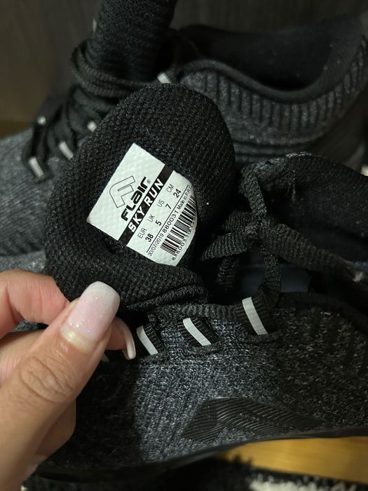 Маратонки - Flair