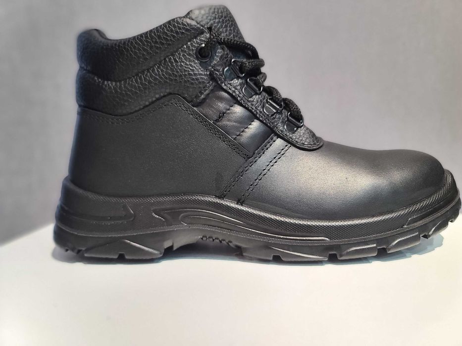 Спецобувь гидрофобная (водоотталкивающая кожа)