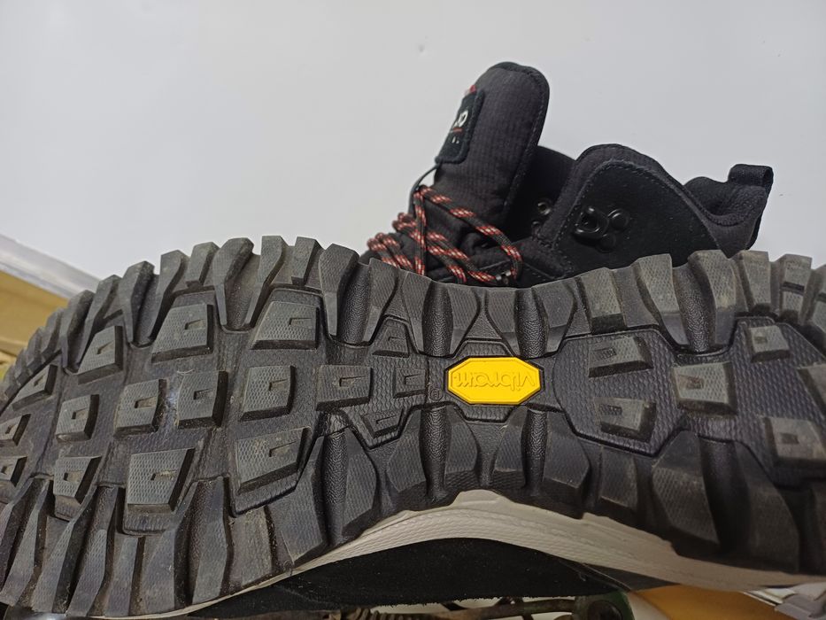 Срочно! Ботинки оригинал